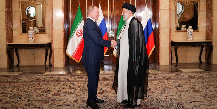 العربی الجدید:روابط تجاری روسیه و ایران نفوذ آمریکا در منطقه را محدود می‌کند
