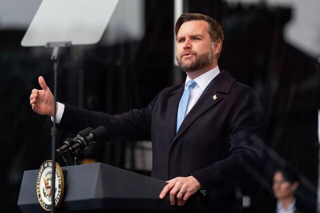 ونس: بهدنبال راهحل دیپلماتیک با ایران هستیم ونس: بهدنبال راهحل دیپلماتیک با ایران هستیم